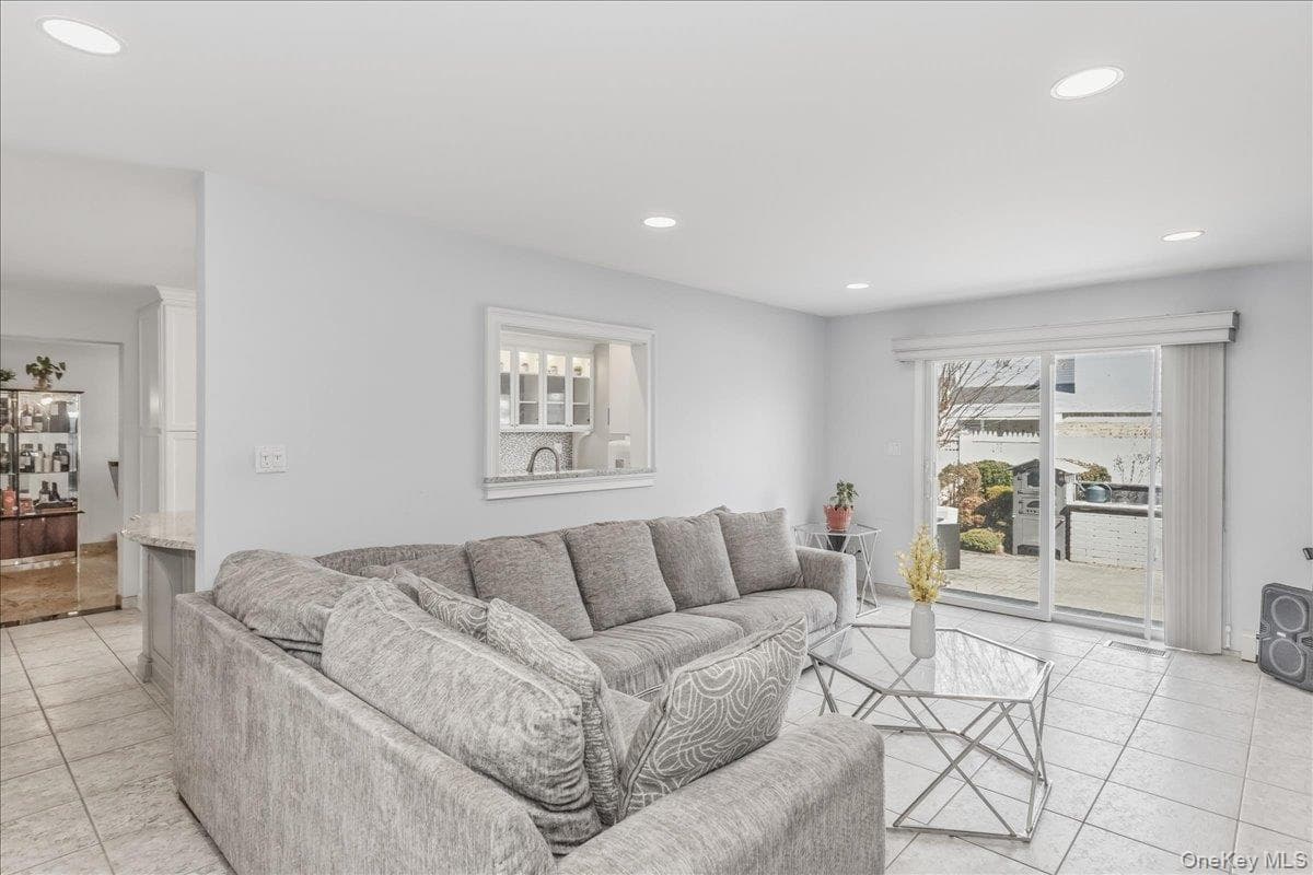 263 James Street thumbnail 10