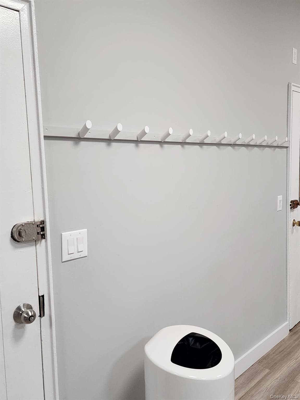 31-14 30th Avenue Unit: 2 thumbnail 6