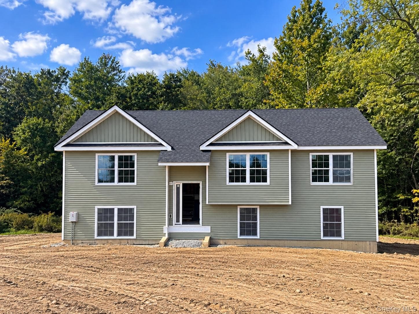 7 Lindenwood Lane, Newburgh