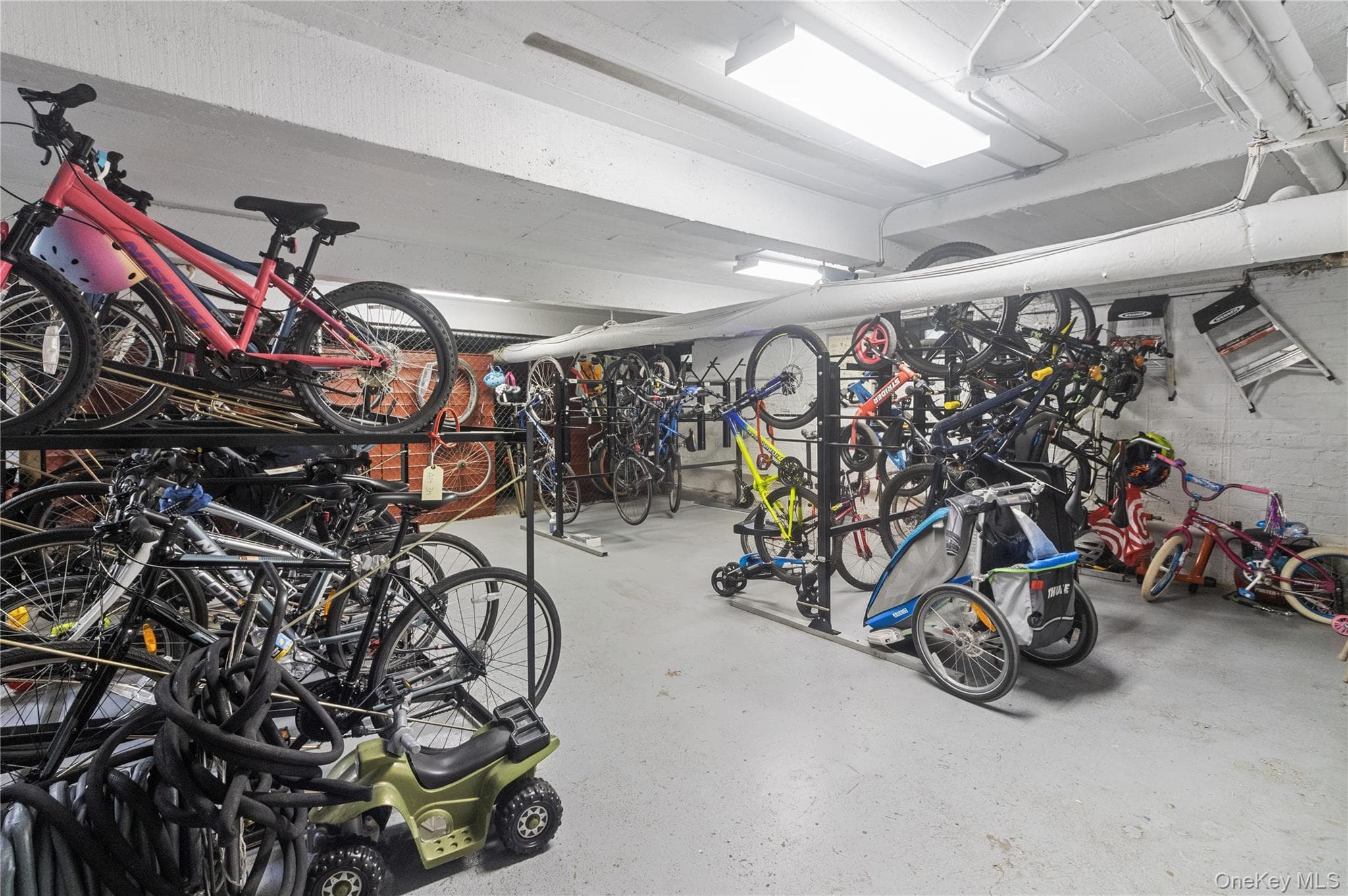 3299 Cambridge Avenue Unit: 6B thumbnail 13