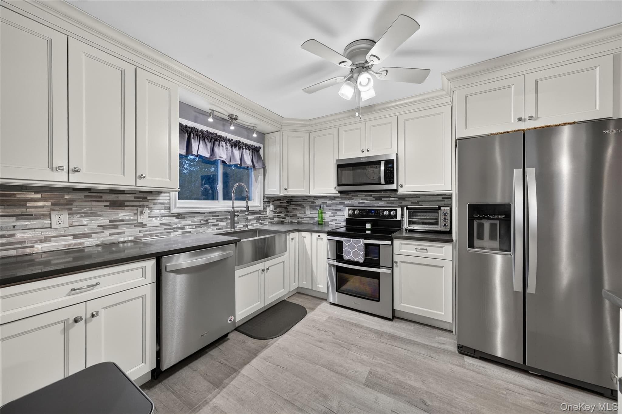 3 Jasper Avenue thumbnail 18