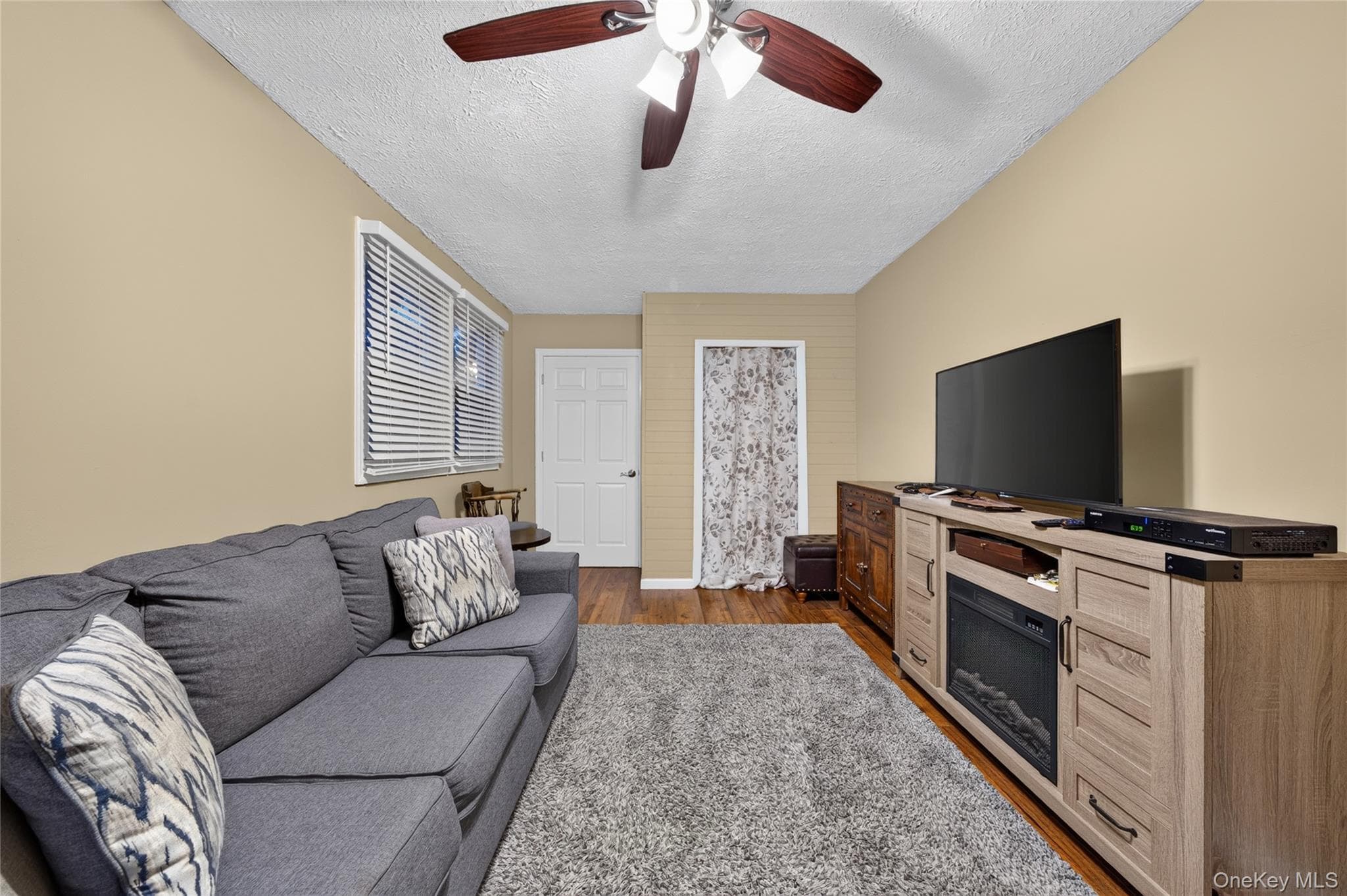 3 Jasper Avenue thumbnail 29