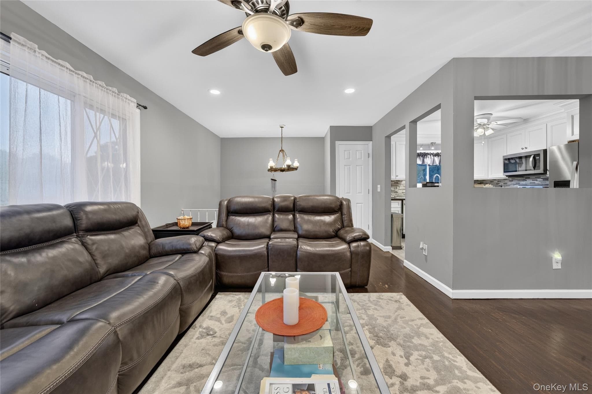 3 Jasper Avenue thumbnail 12