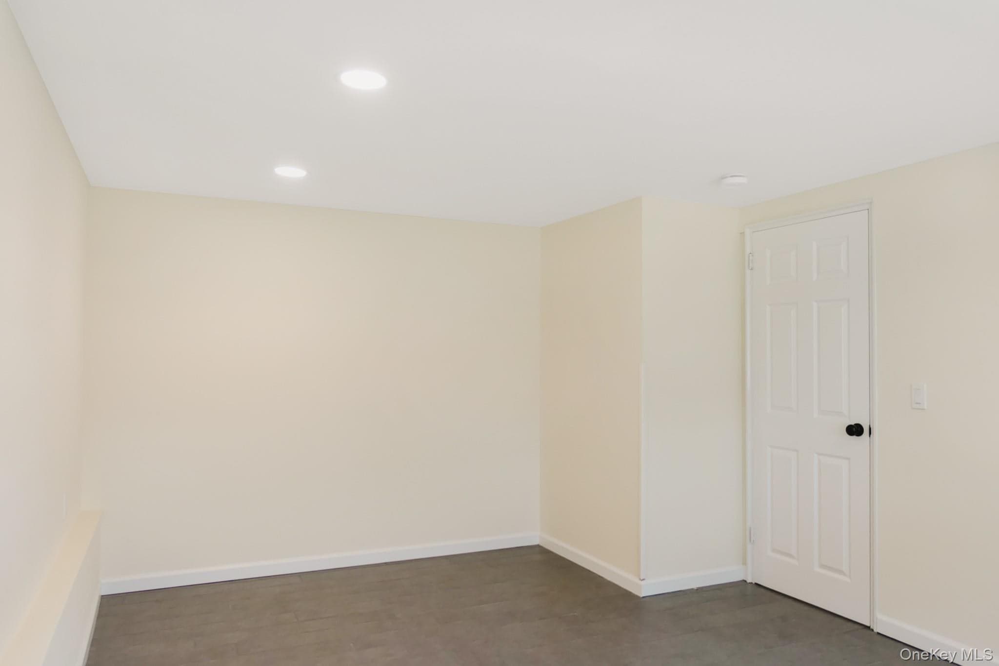 651 Americus Avenue thumbnail 4