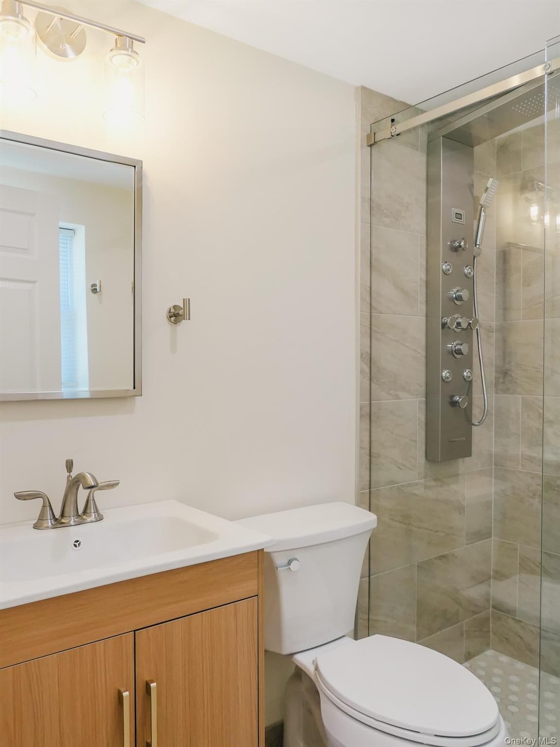 651 Americus Avenue thumbnail 9