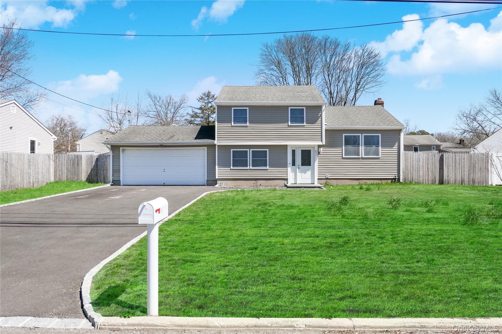 651 Americus Avenue photo 1