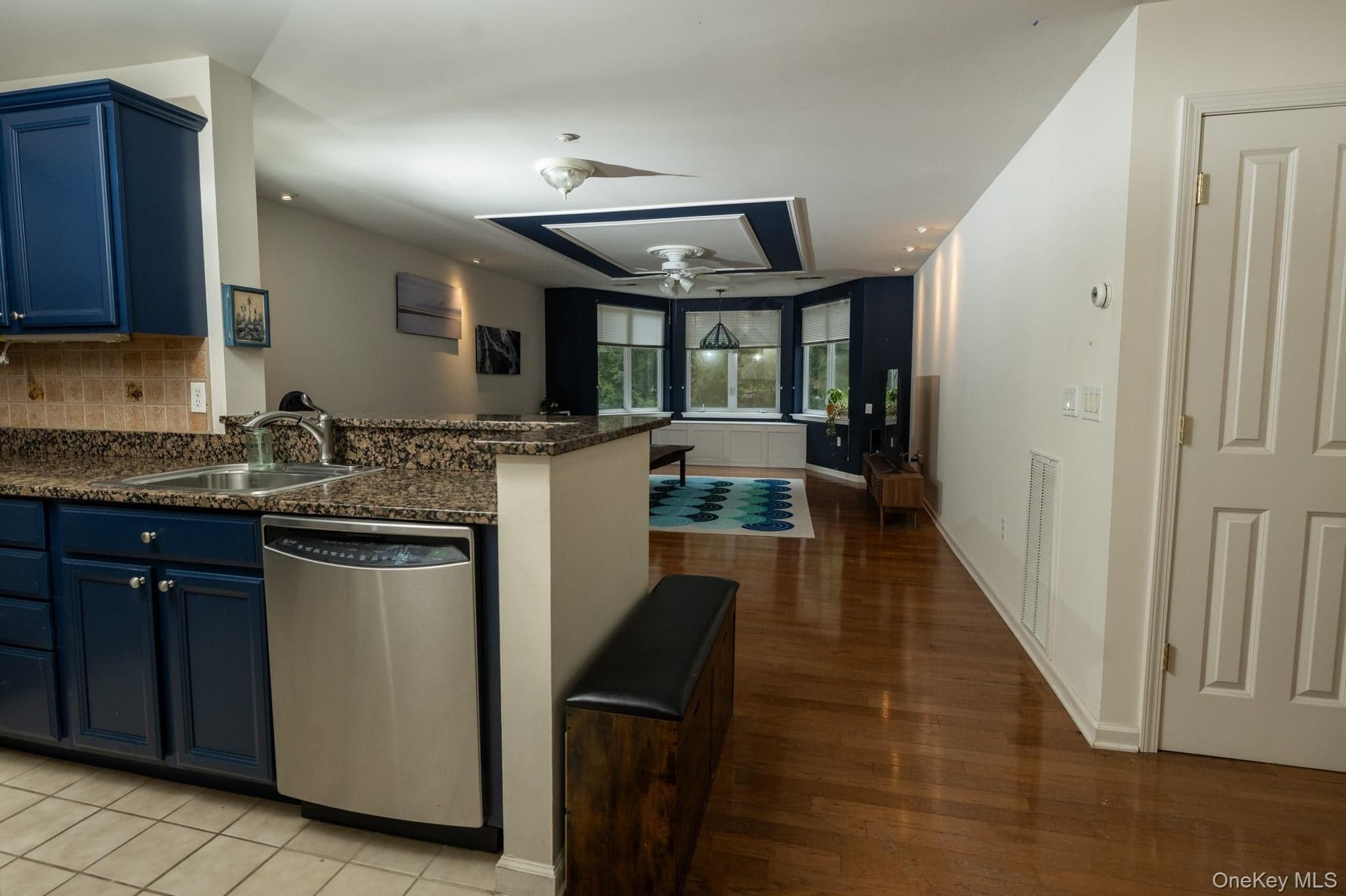 1204 Round Pointe Drive thumbnail 12