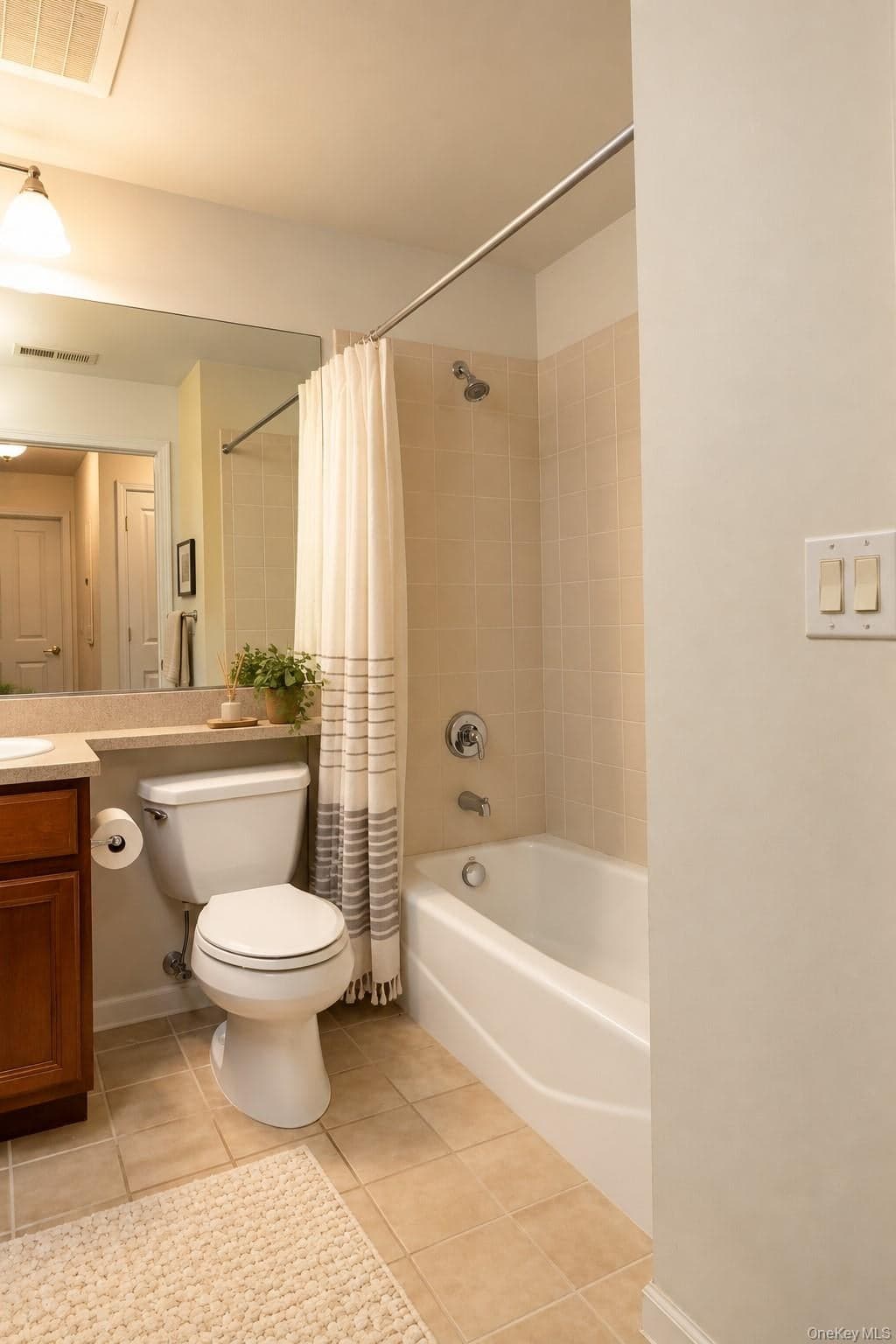 1204 Round Pointe Drive thumbnail 19