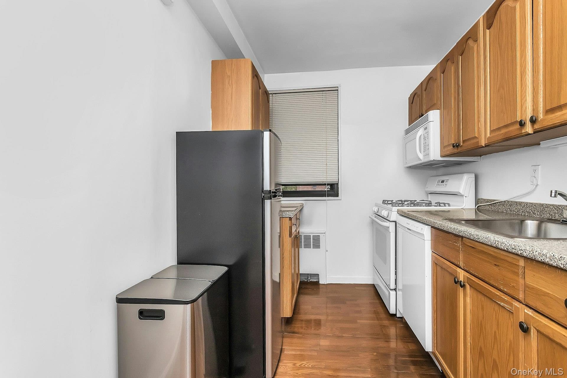 244-25 57th Drive Unit: G6 Upper thumbnail 10