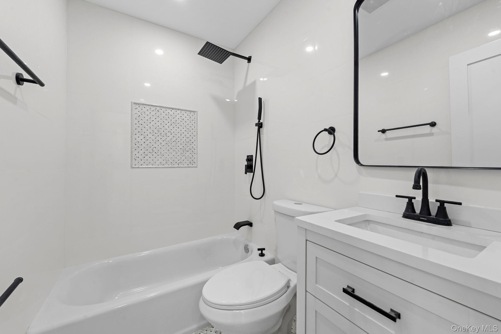 1519 Remsen Avenue thumbnail 6