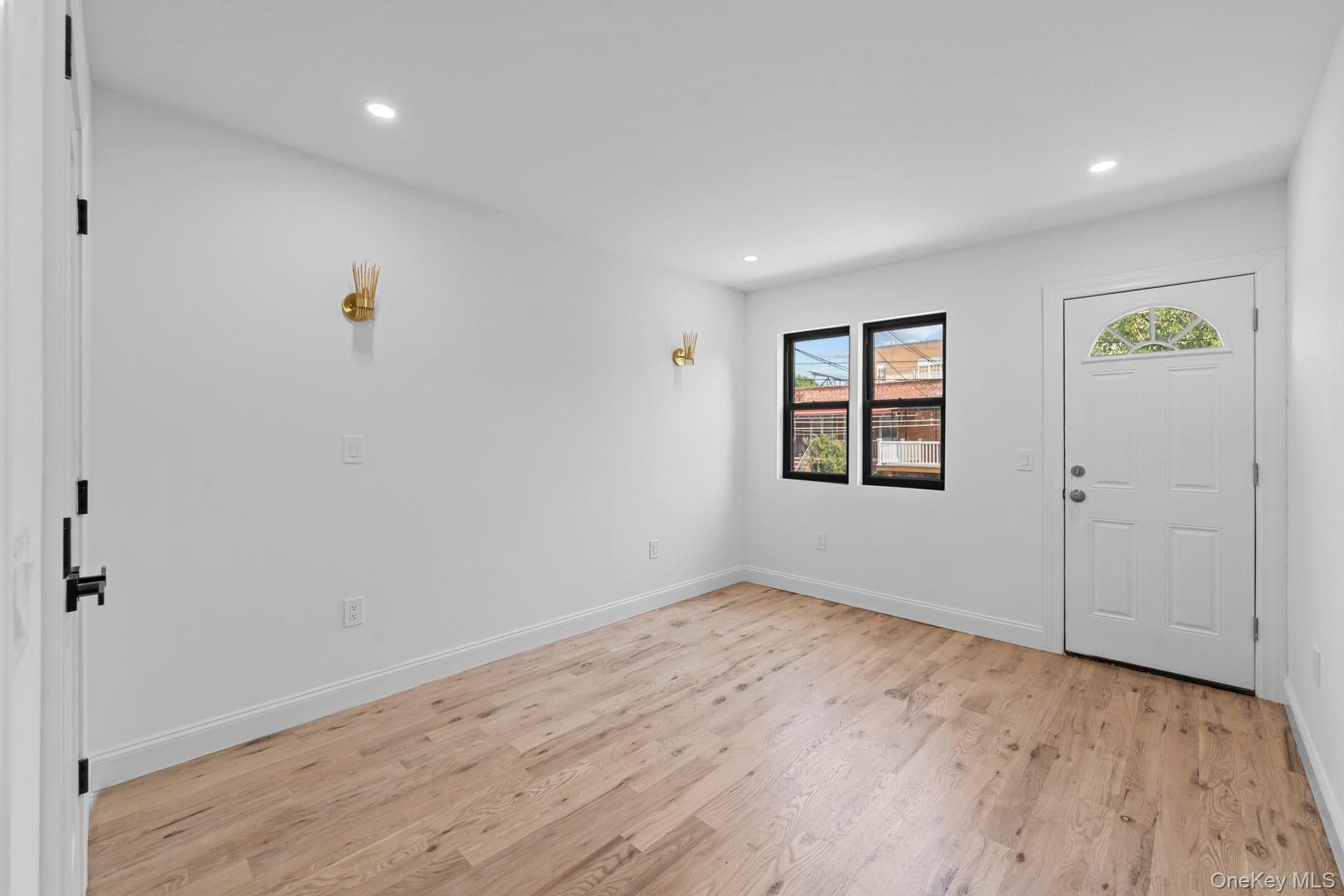 1519 Remsen Avenue thumbnail 8
