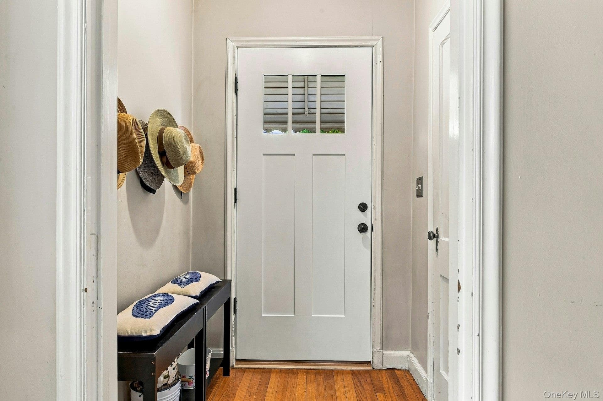 116 Wyman Avenue thumbnail 6