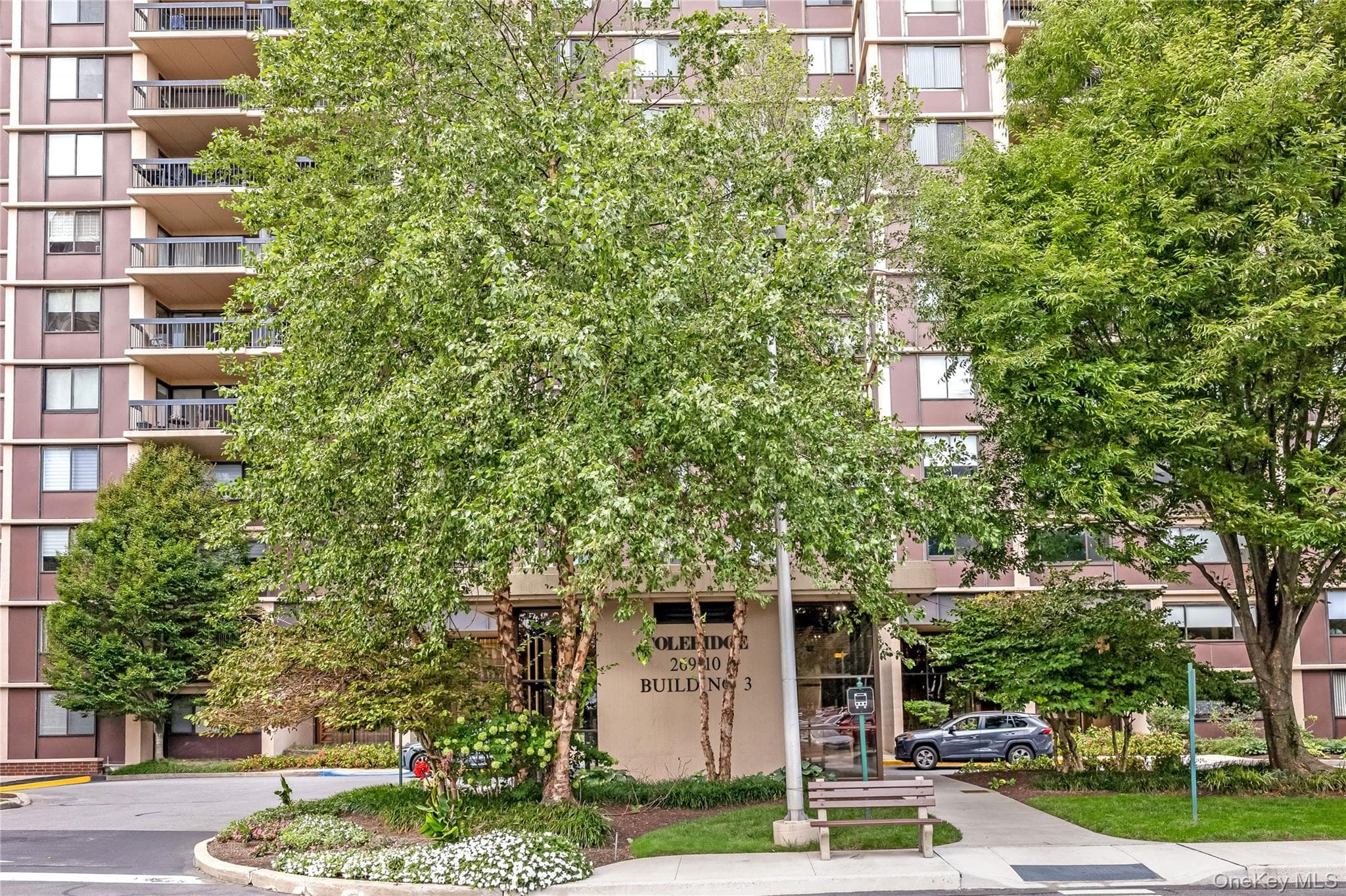 269-10 Grand Central Parkway Unit: 4U thumbnail 2