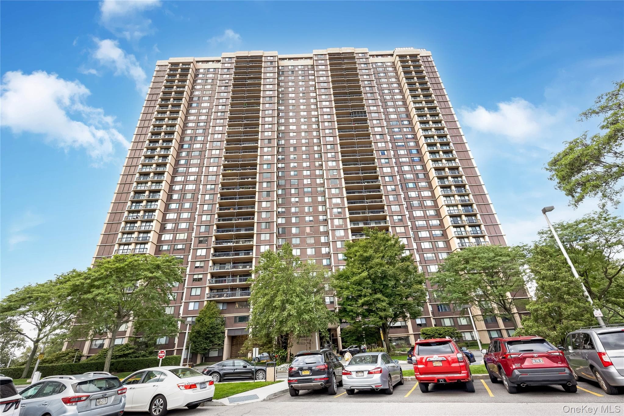 269-10 Grand Central Parkway Unit: 4U, Floral Park