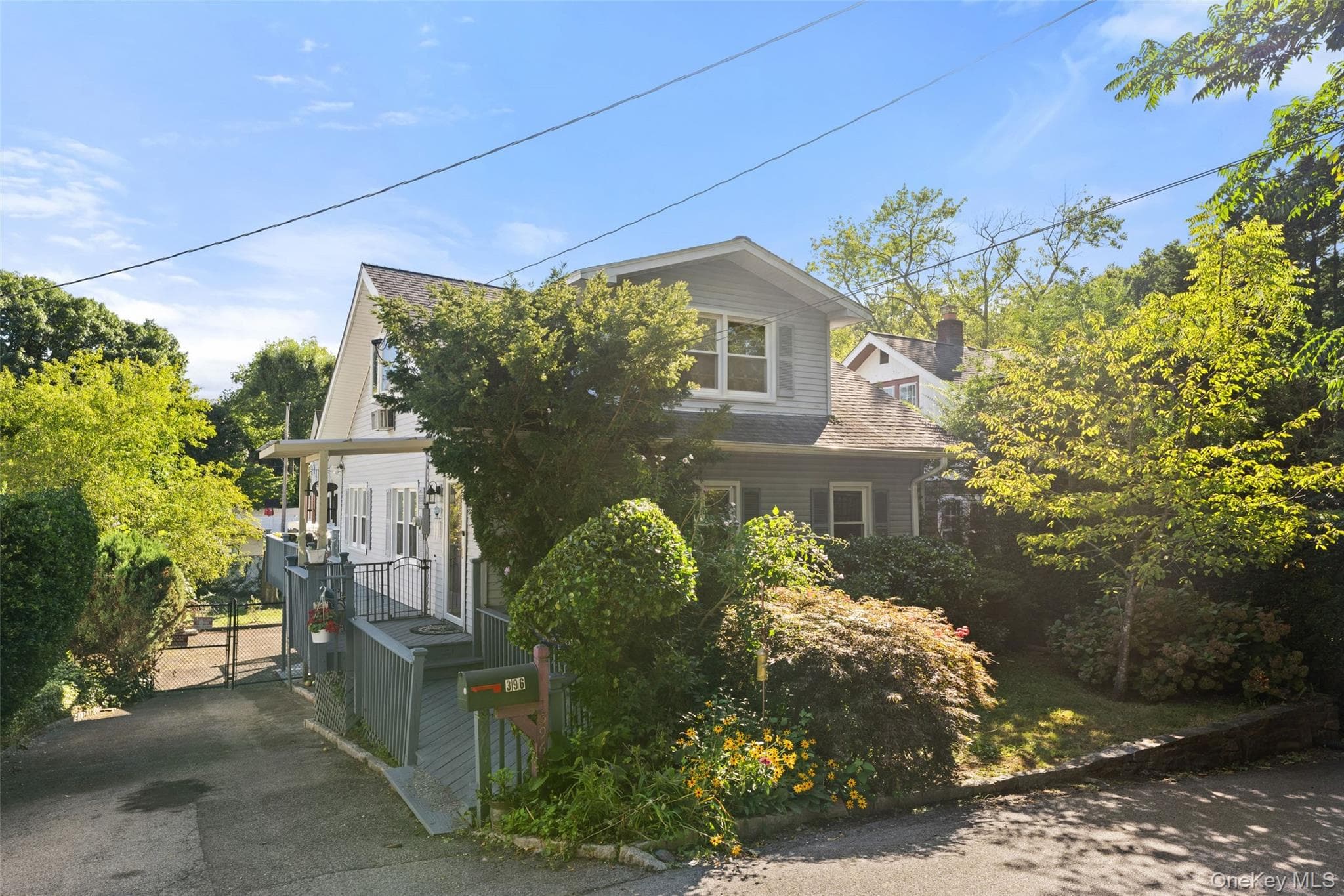 396 Farragut Avenue thumbnail 2