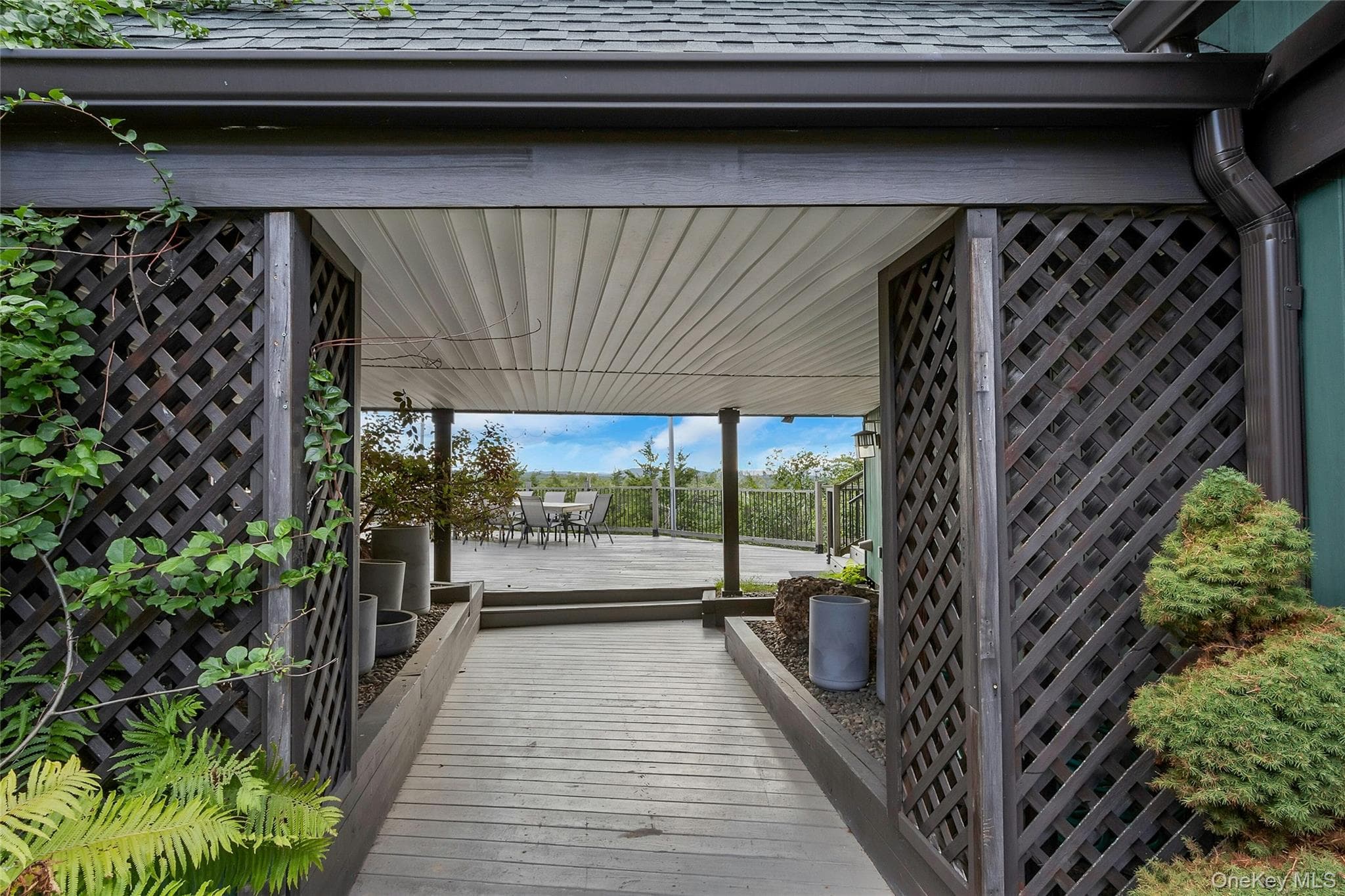 69 Cedar Pond Lane thumbnail 3