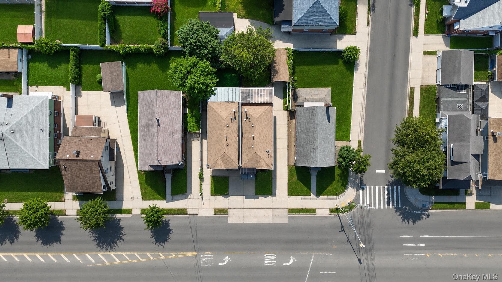10469 Springfield Boulevard thumbnail 4