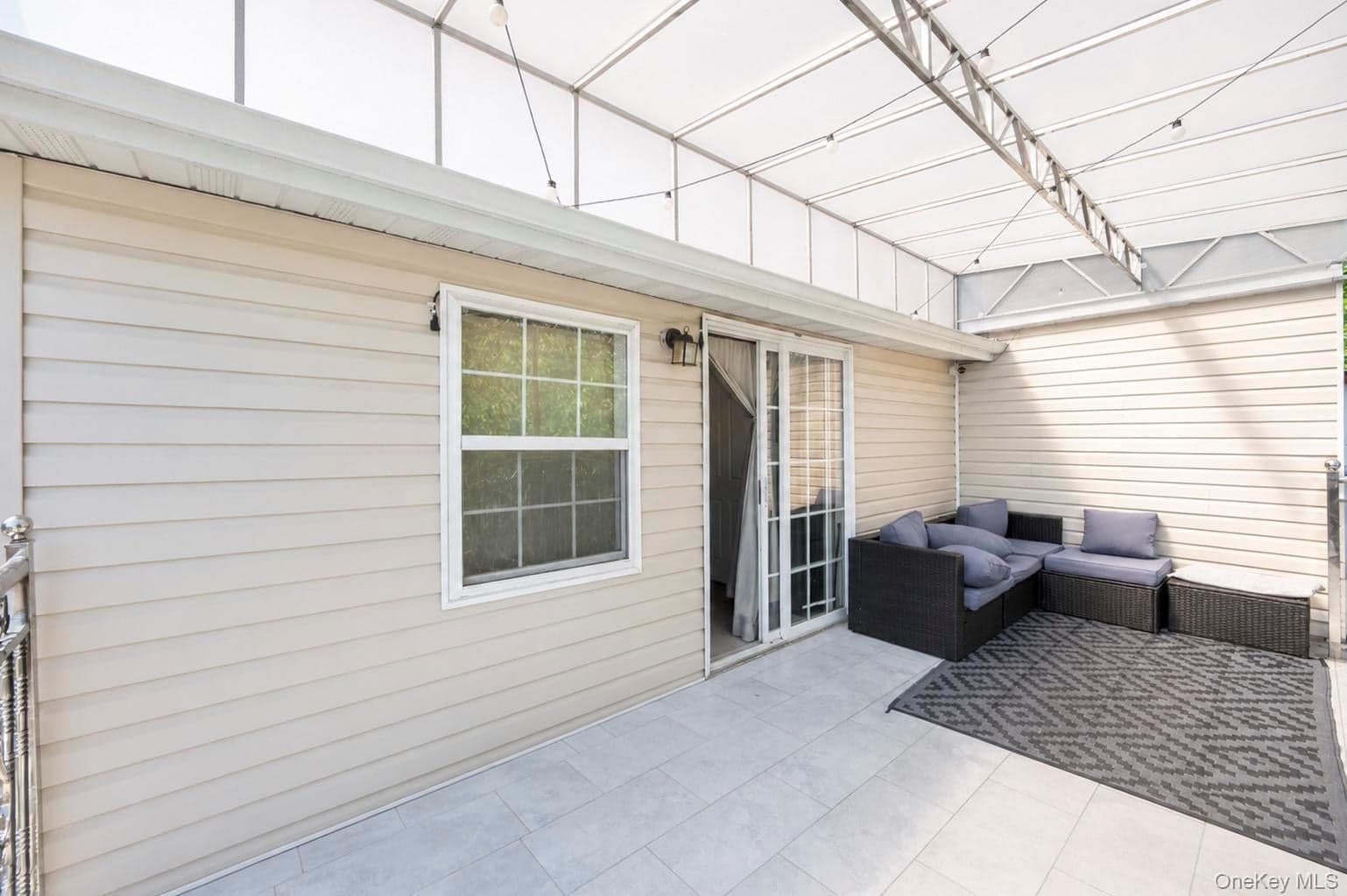 10469 Springfield Boulevard thumbnail 10