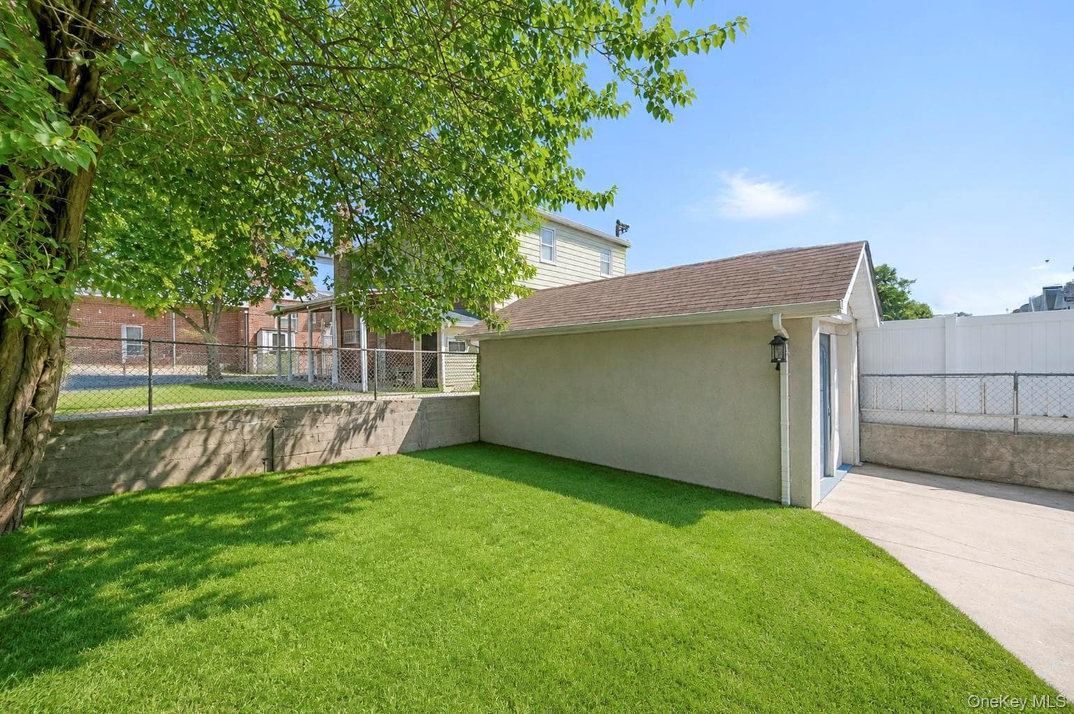 10469 Springfield Boulevard thumbnail 9