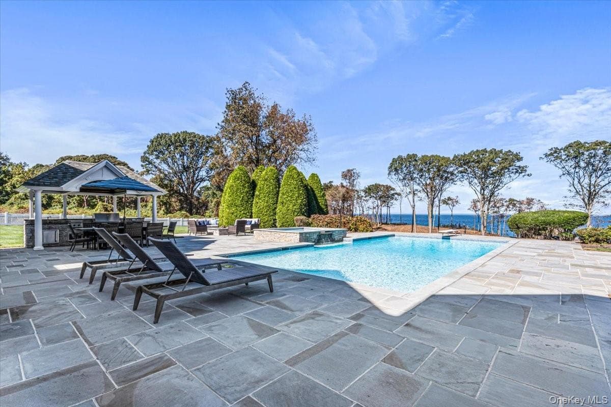 697 Short Beach Road thumbnail 39