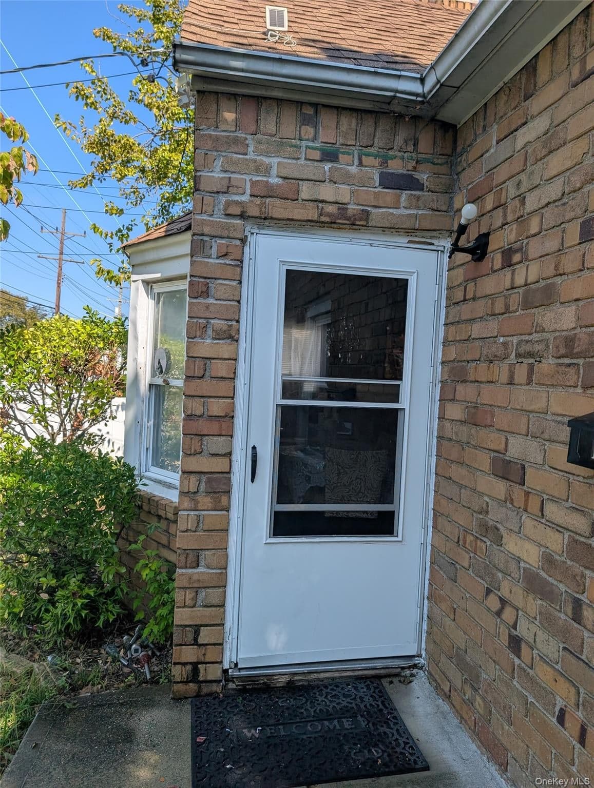 186 Westbury Boulevard, Hempstead