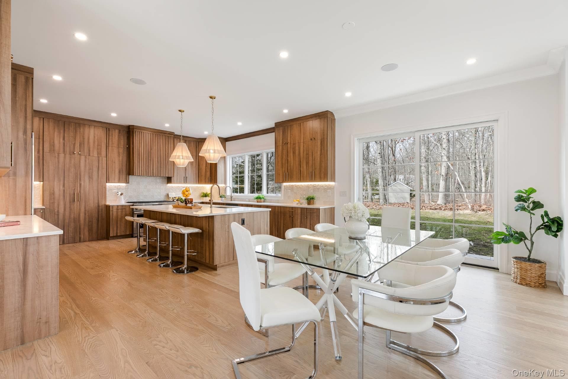 1355 Little Peconic Bay Road thumbnail 7