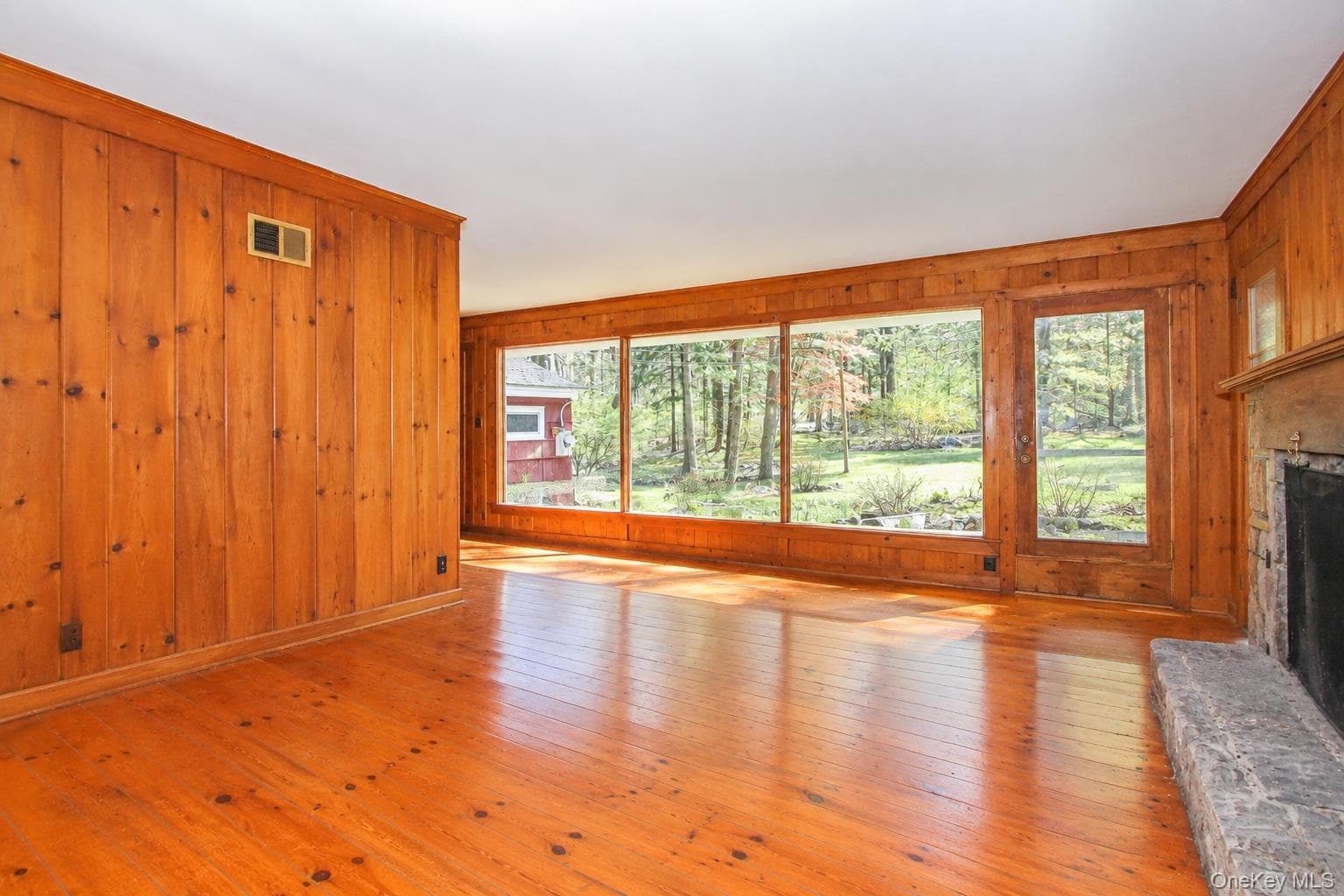 72 Seifert Lane thumbnail 11