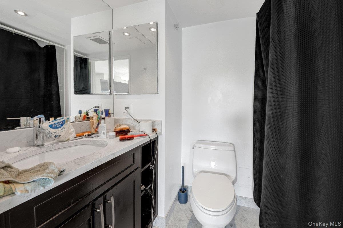 2287 Johnson Avenue Unit: 4F thumbnail 8