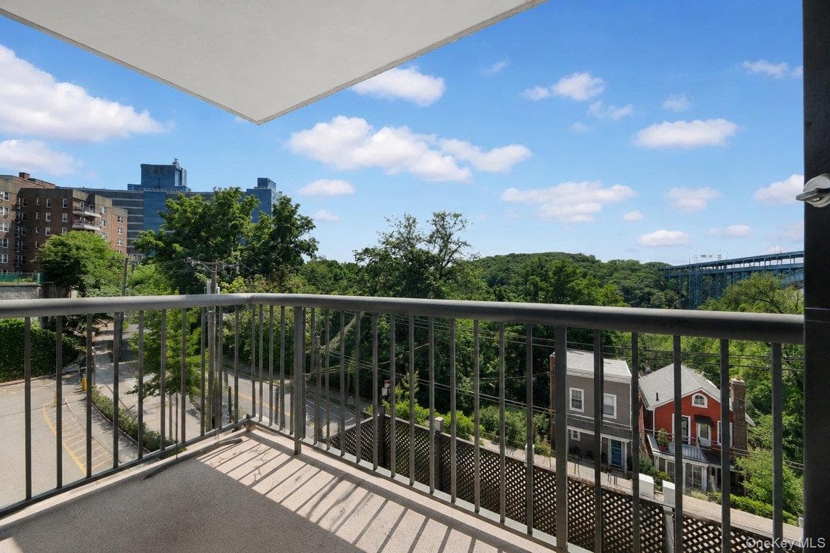 2287 Johnson Avenue Unit: 4F thumbnail 12