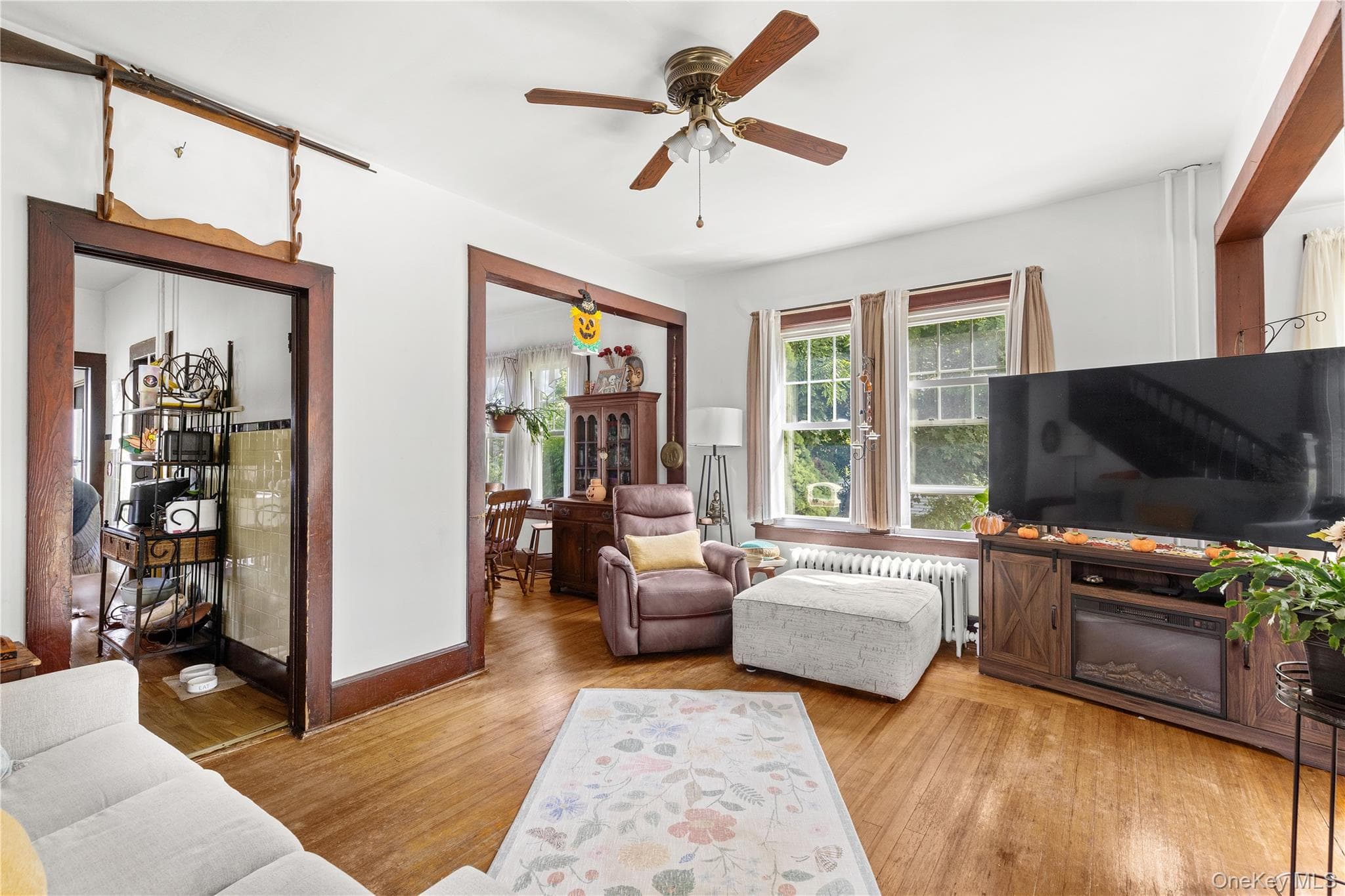 992 Roanoke Avenue thumbnail 7