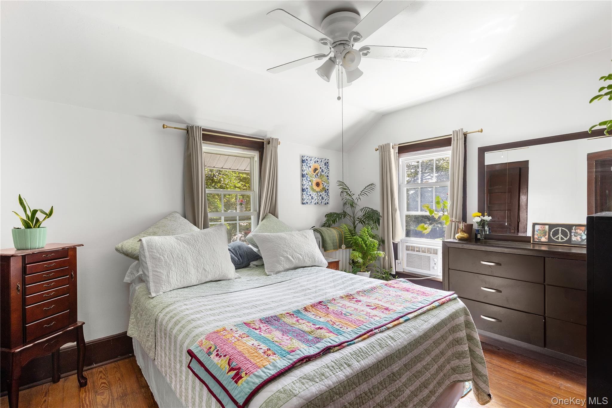 992 Roanoke Avenue thumbnail 15