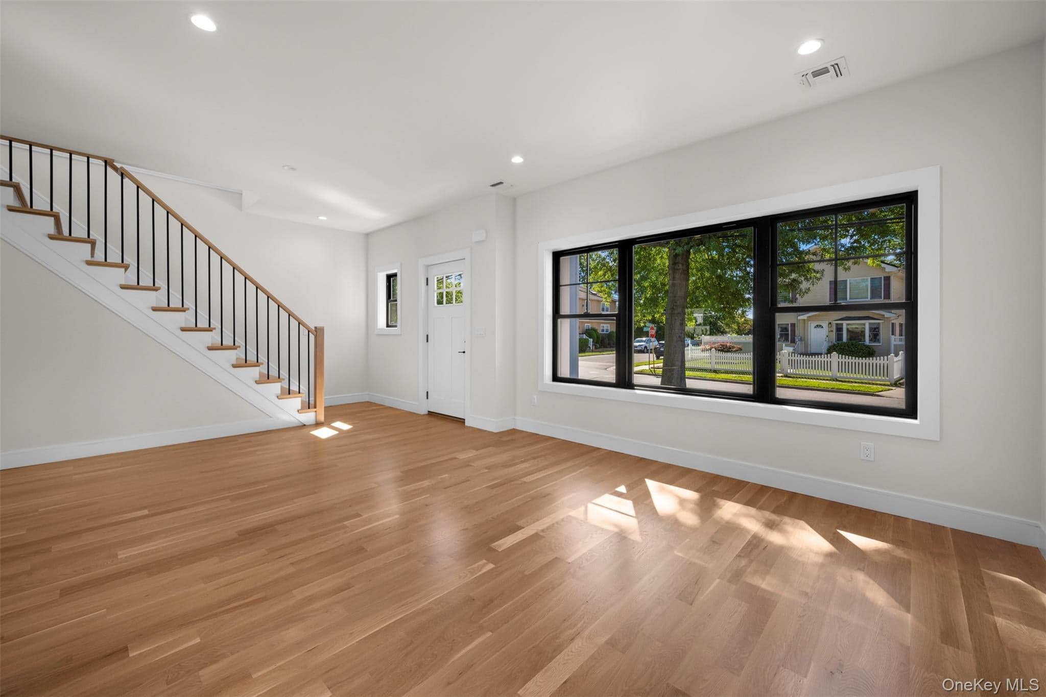 97 Broadmoor Lane thumbnail 8