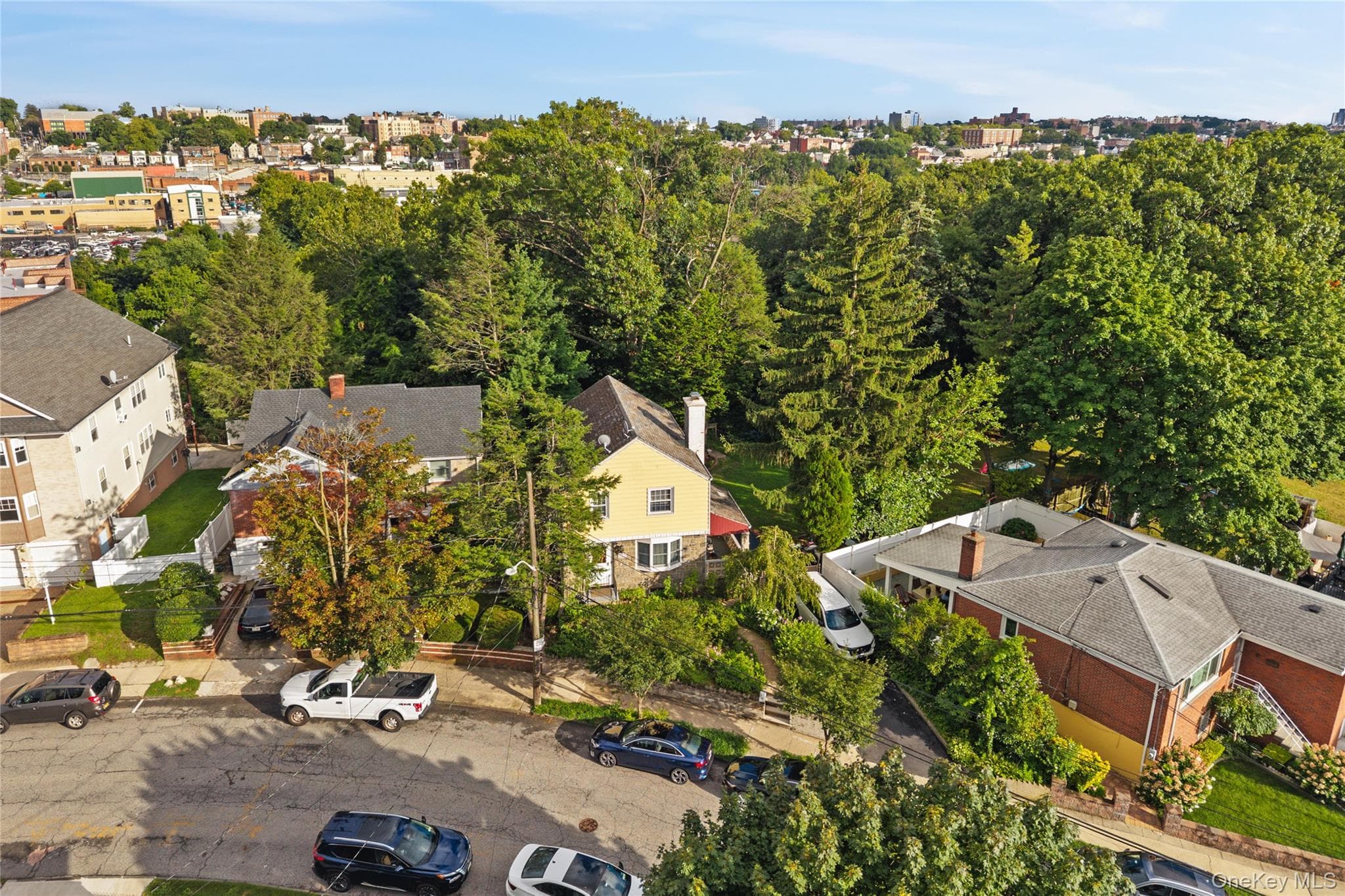 134 Hart Avenue thumbnail 3