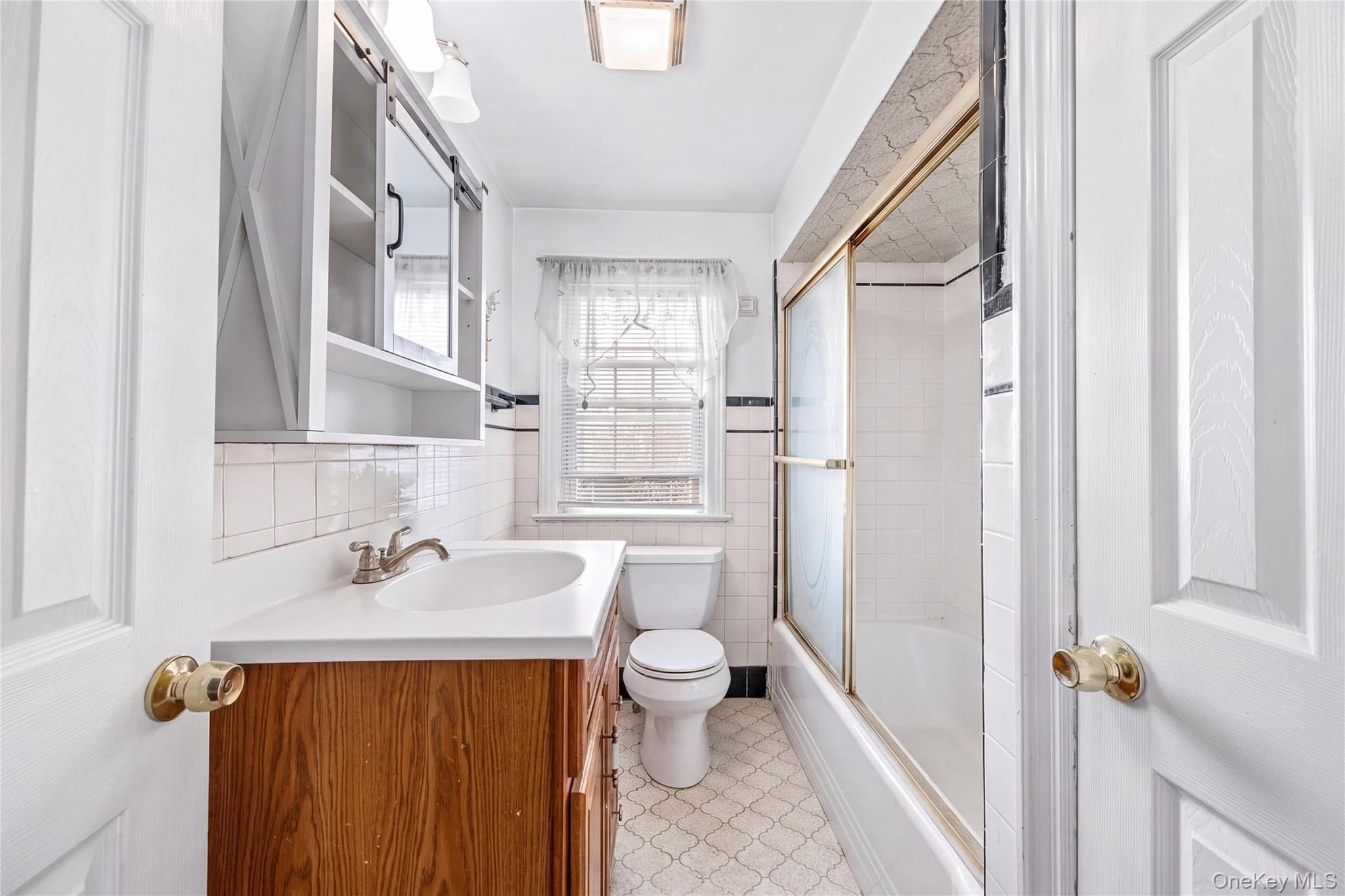 134 Hart Avenue thumbnail 38