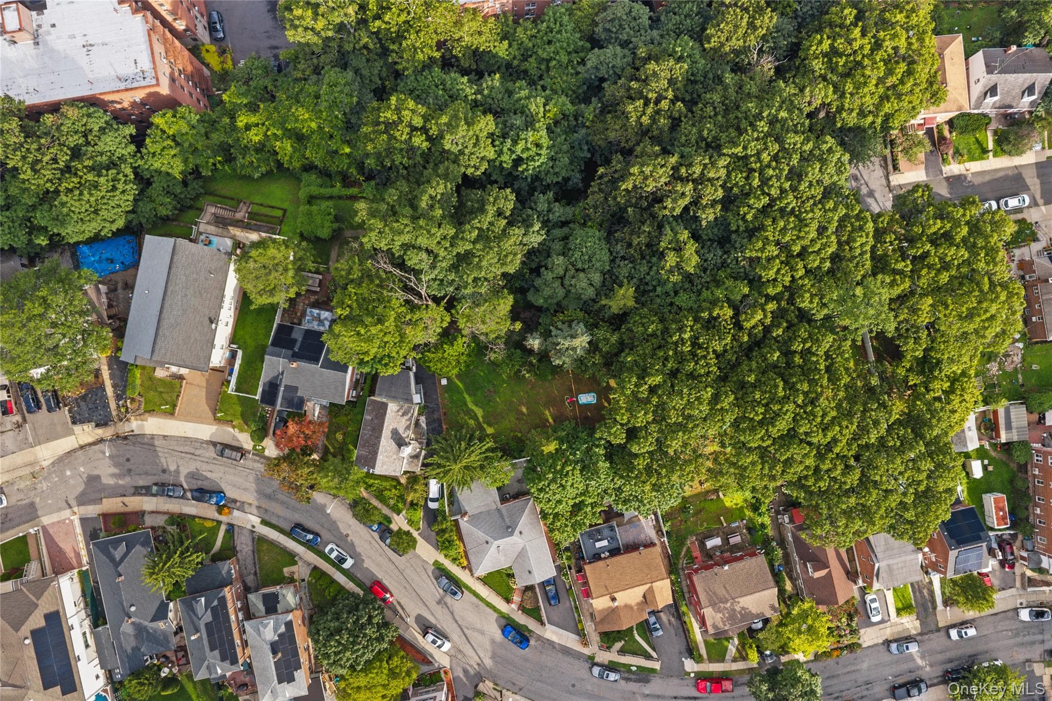 134 Hart Avenue thumbnail 45