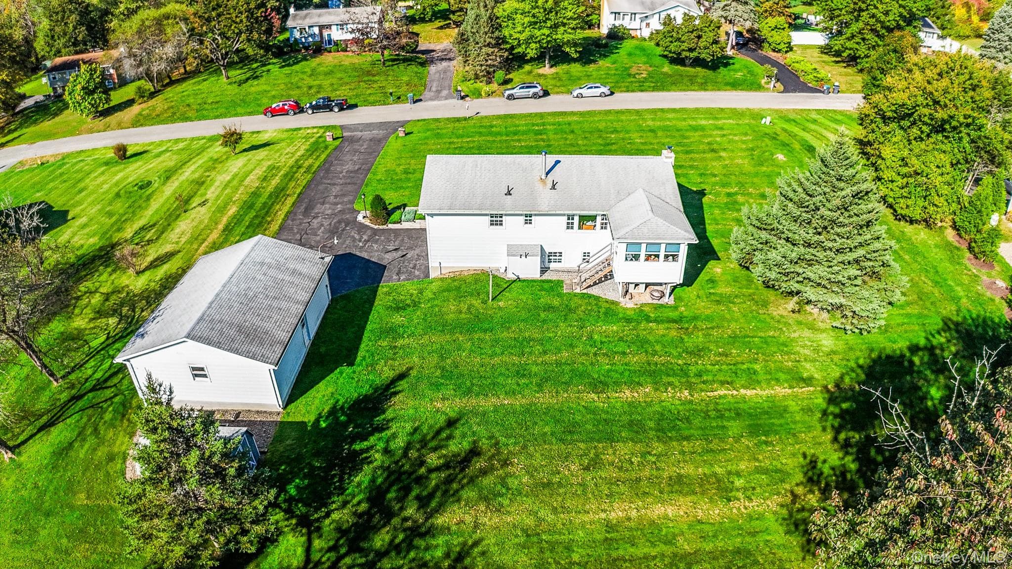 8 Gunsch Estate Drive thumbnail 4