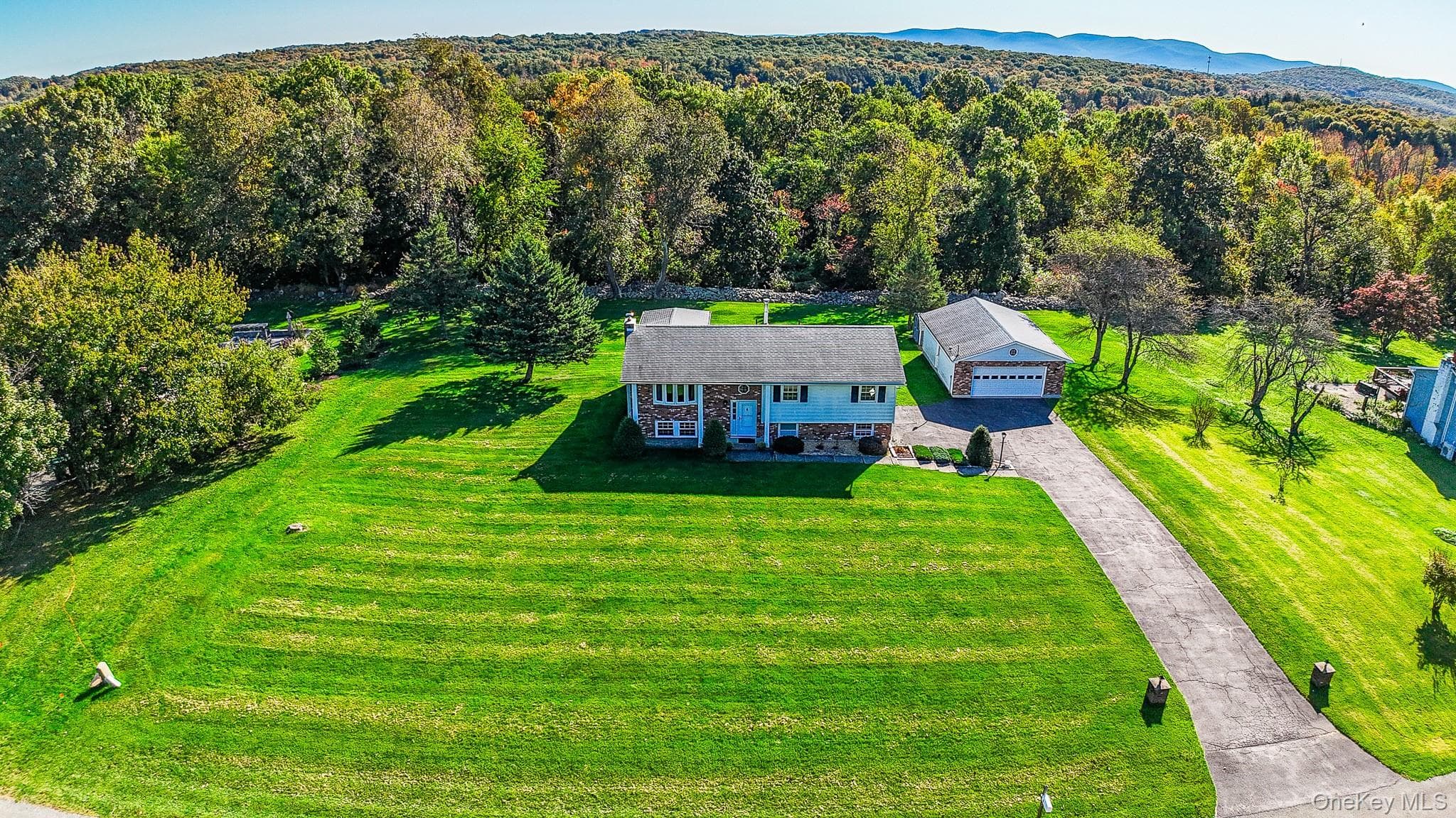 8 Gunsch Estate Drive thumbnail 2