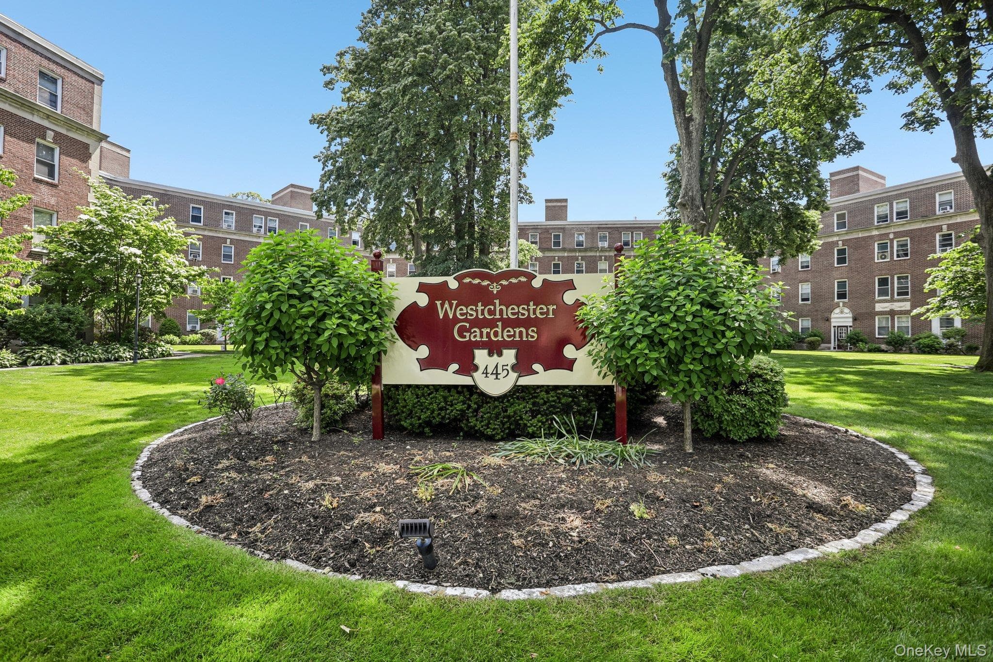445 Gramatan Ave AVE Unit: CD3, Fleetwood