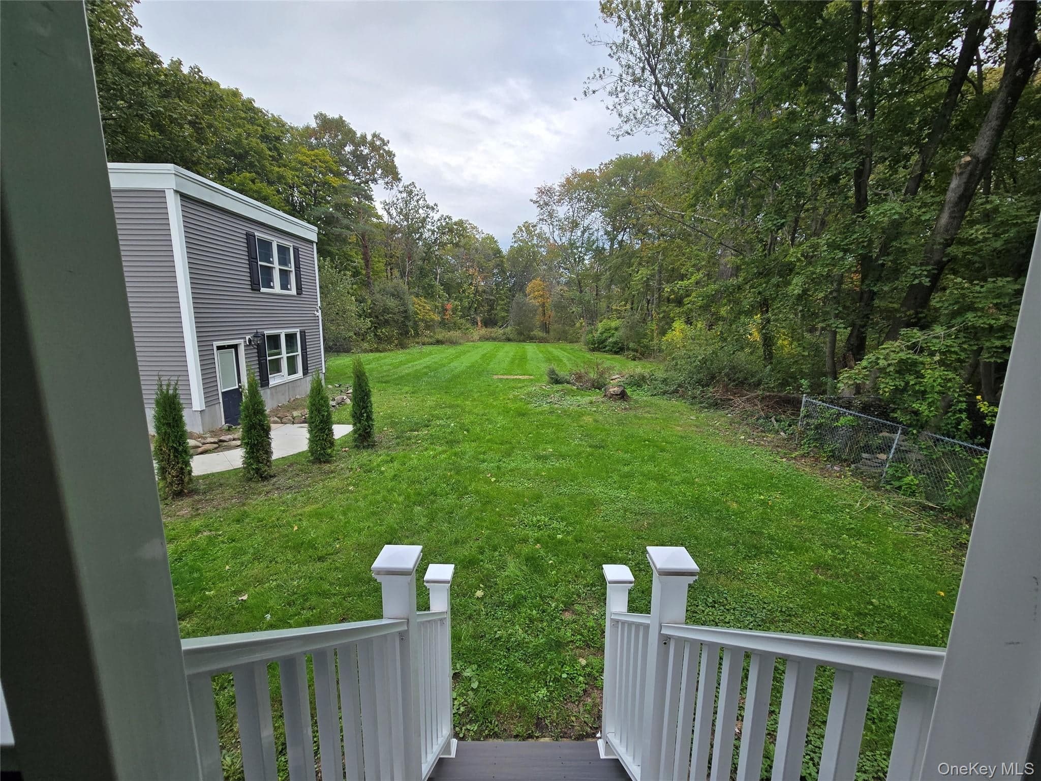300 Lakeside Road thumbnail 18