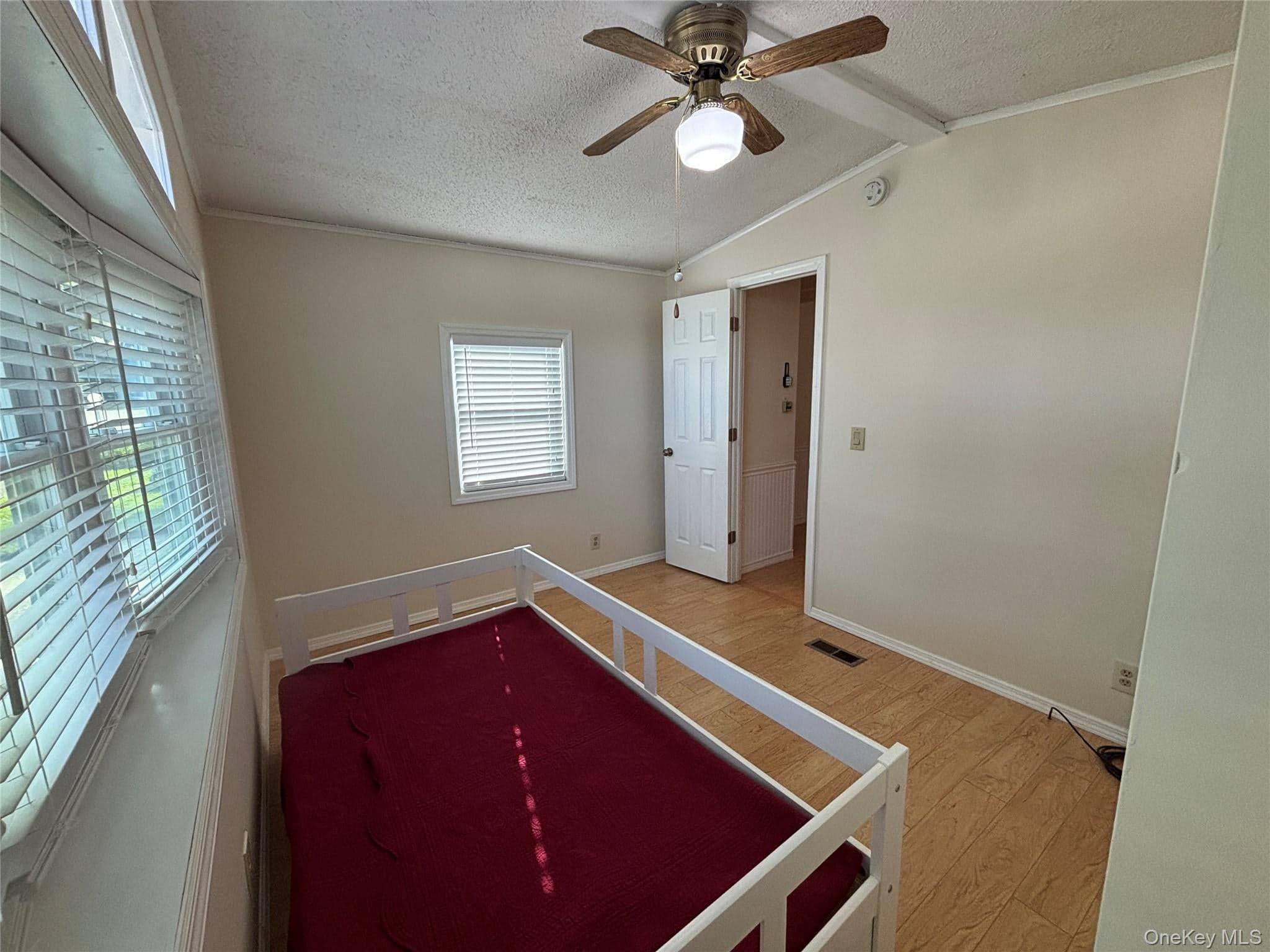 1661 Old Country Road Unit: 233 thumbnail 24