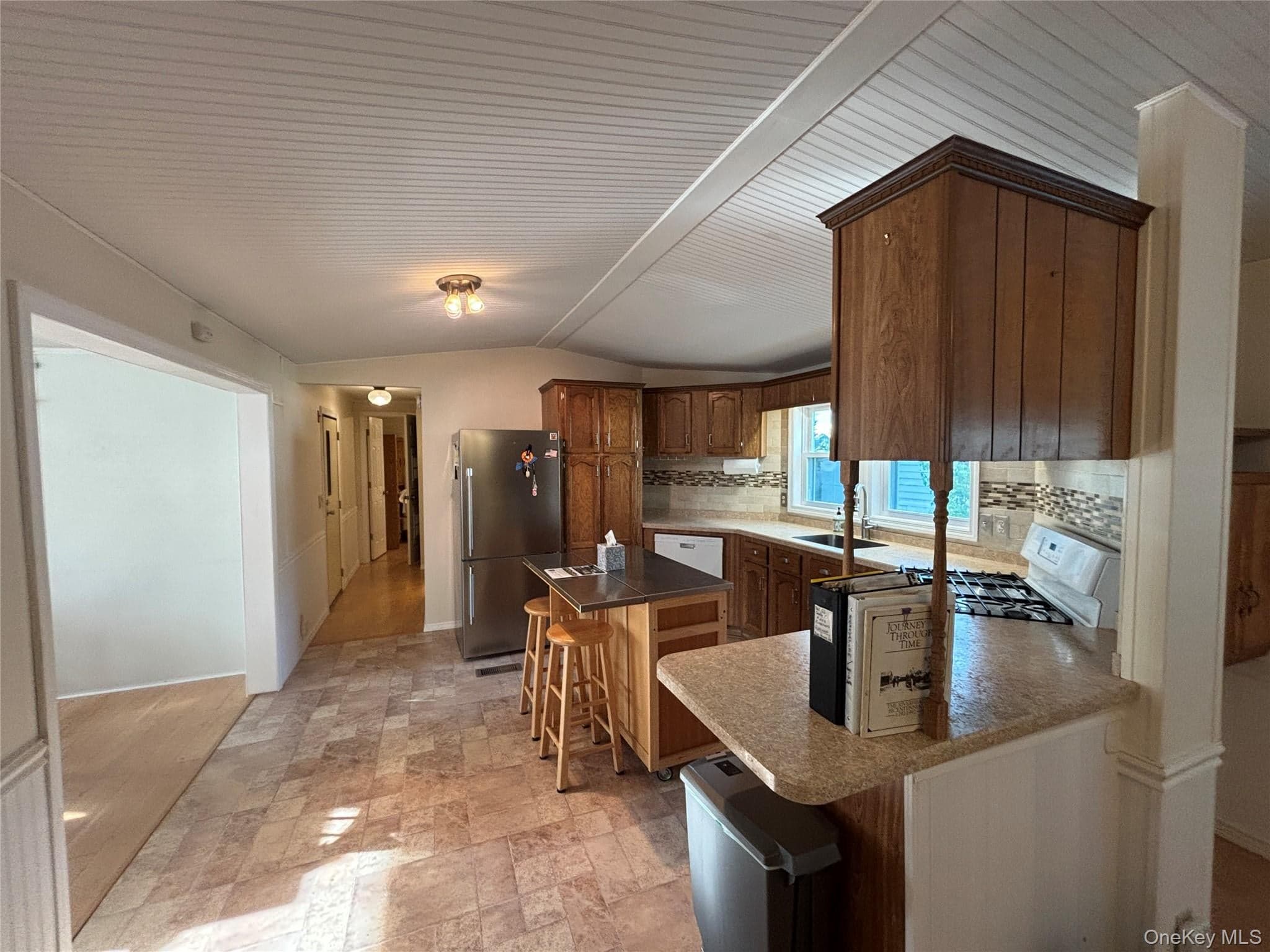 1661 Old Country Road Unit: 233 thumbnail 12