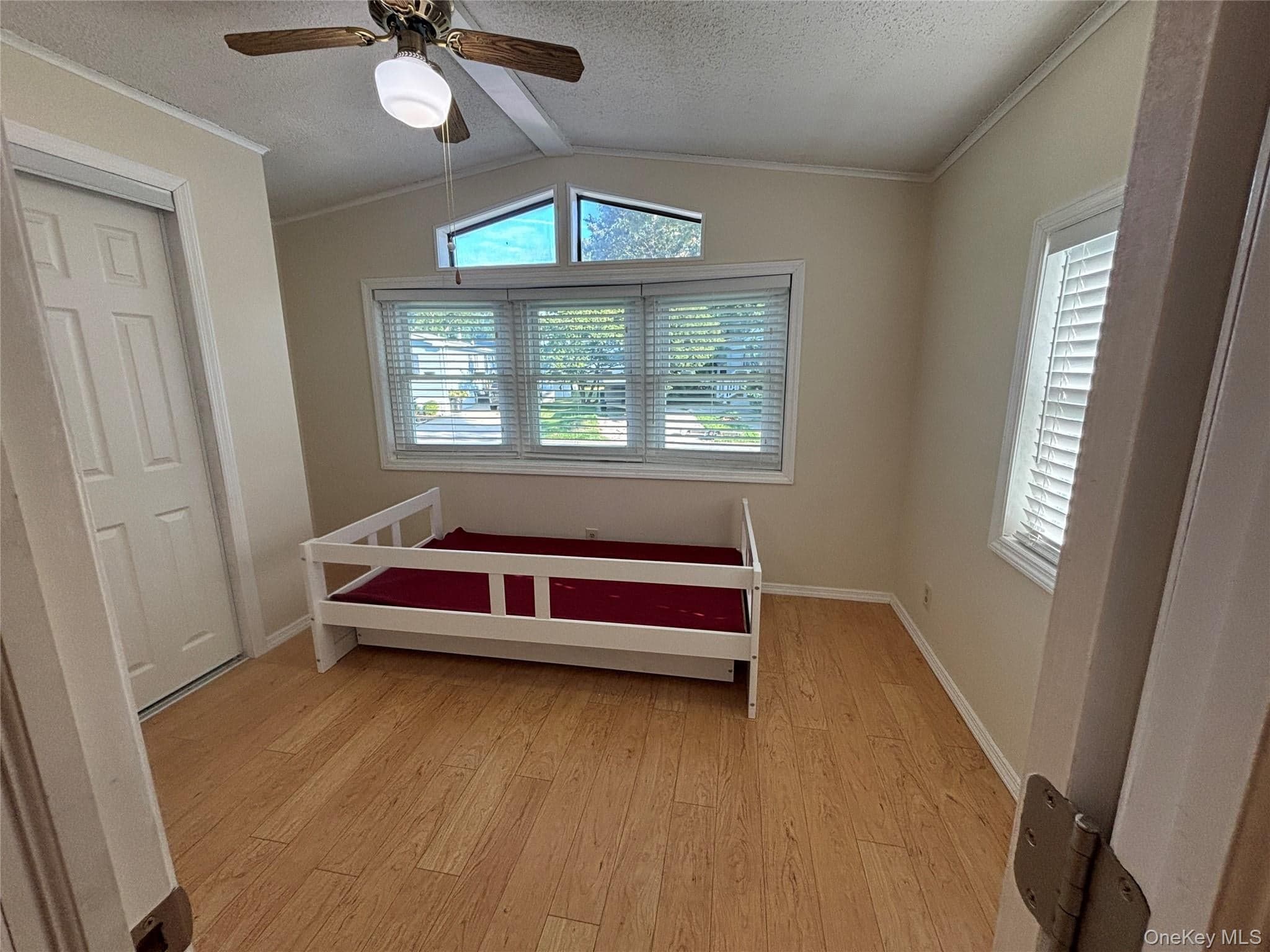 1661 Old Country Road Unit: 233 thumbnail 22