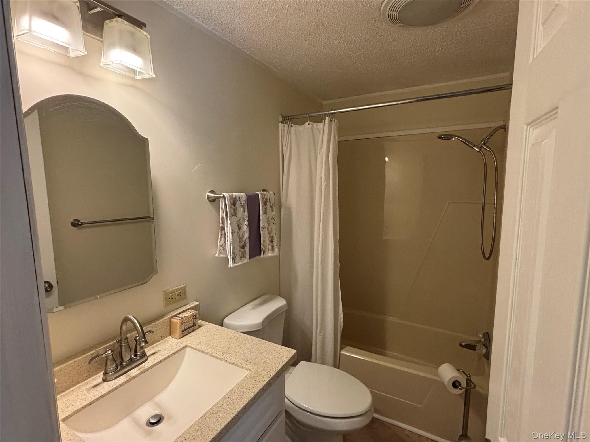 1661 Old Country Road Unit: 233 thumbnail 26