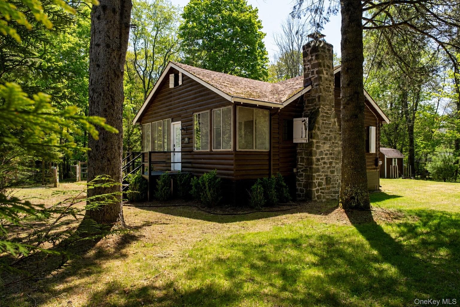 18 W Mitchell Street, Smallwood
