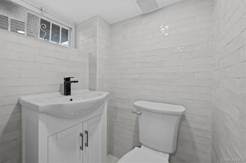 1799 E 51st Street thumbnail 15