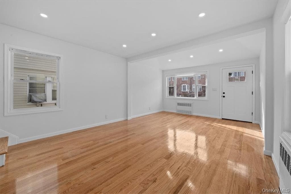 1799 E 51st Street thumbnail 3