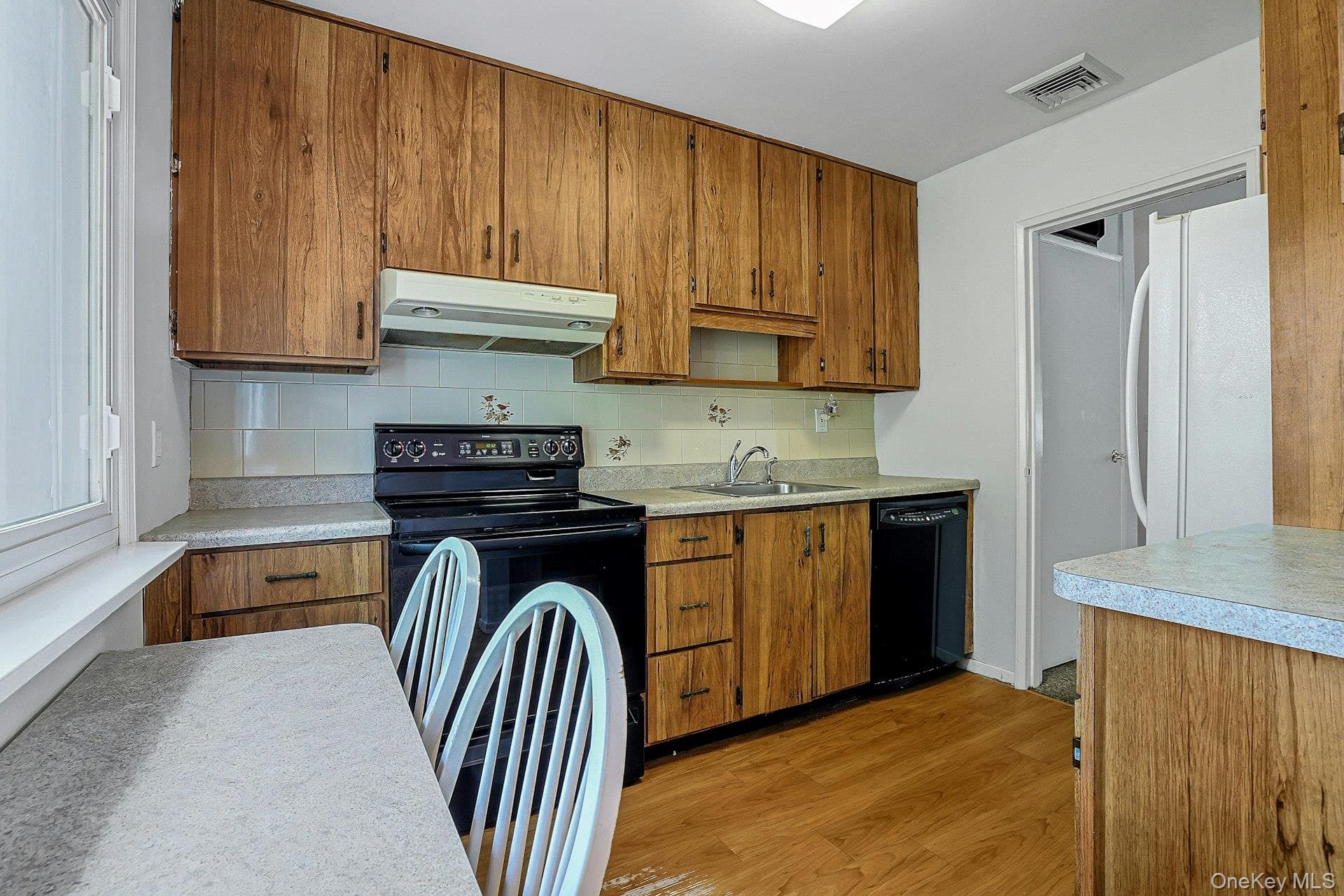 5 Seward Court thumbnail 17