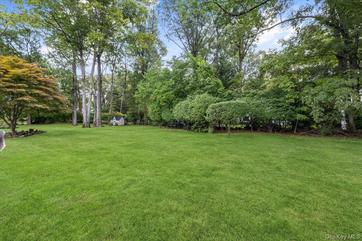 451 Beechmont Drive thumbnail 30