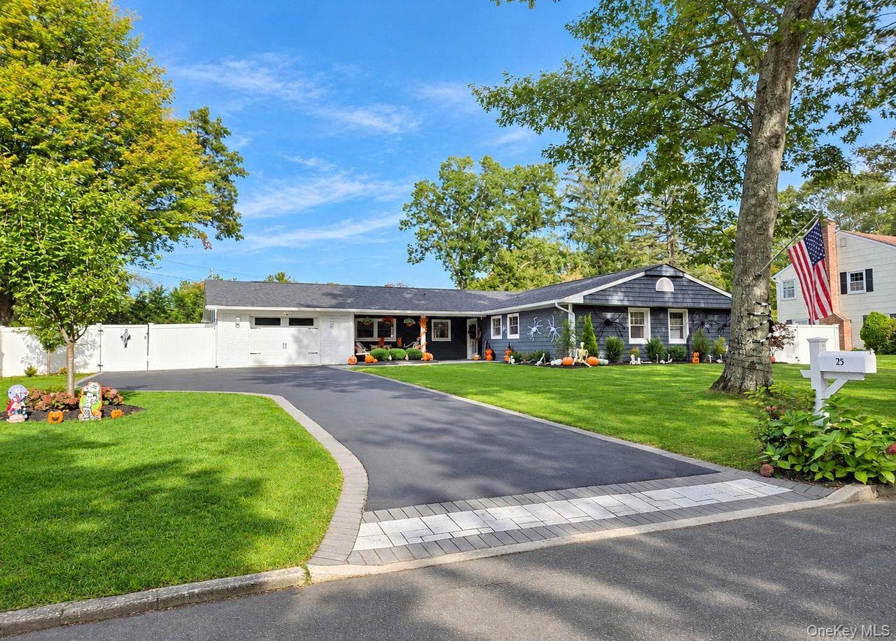 25 Stratton Lane photo 1