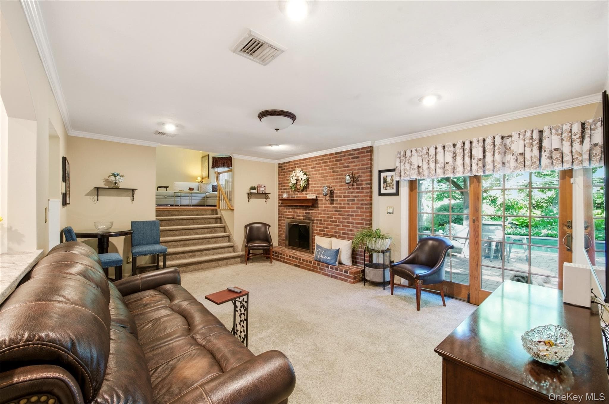 17 White Cliff Lane thumbnail 19